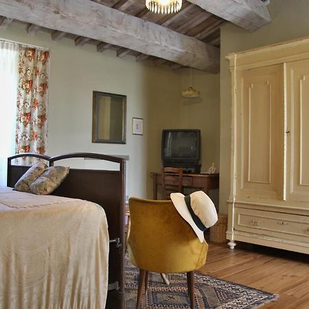 Poggio Dei Prugnoli Bed and Breakfast Tavoleto Exteriör bild
